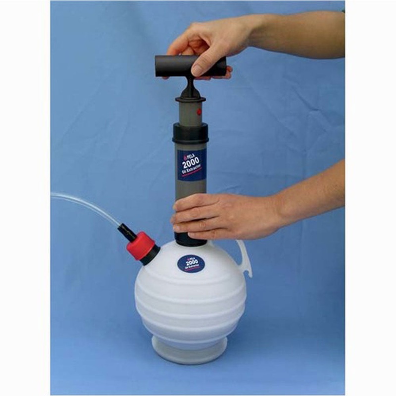 Oil Extractor Pela PL-2000 – 2.5 Liter – 2.64 Quarts Easy Extractor